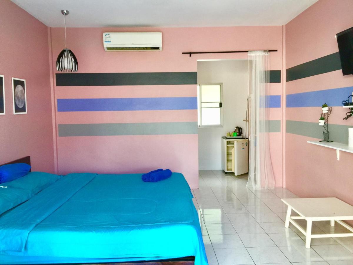 Insook Ko Larn Resort Kültér fotó