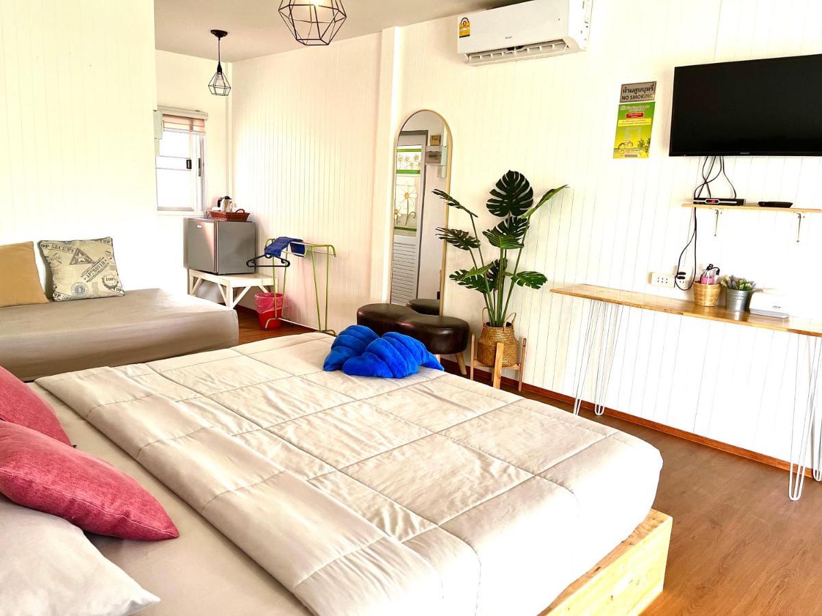 Insook Ko Larn Resort Kültér fotó