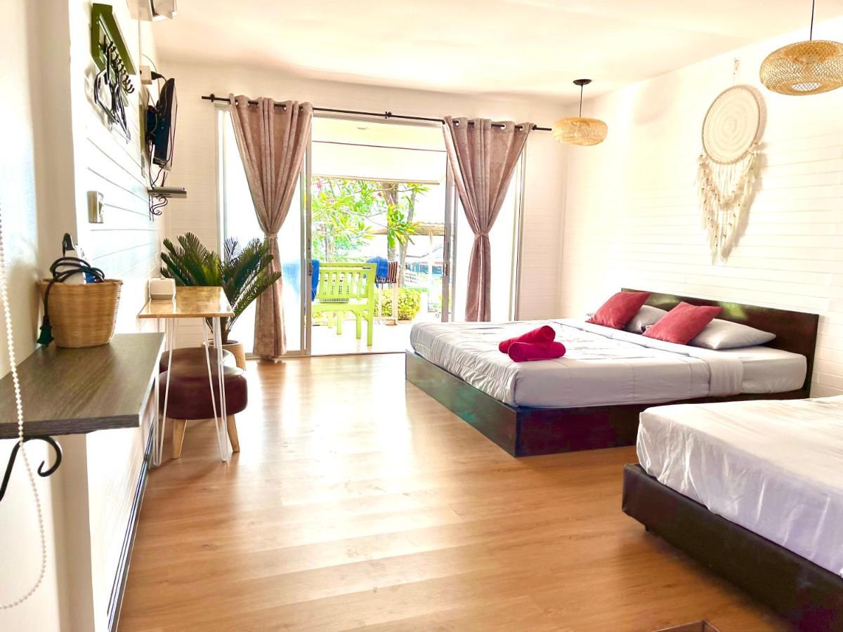 Insook Ko Larn Resort Kültér fotó