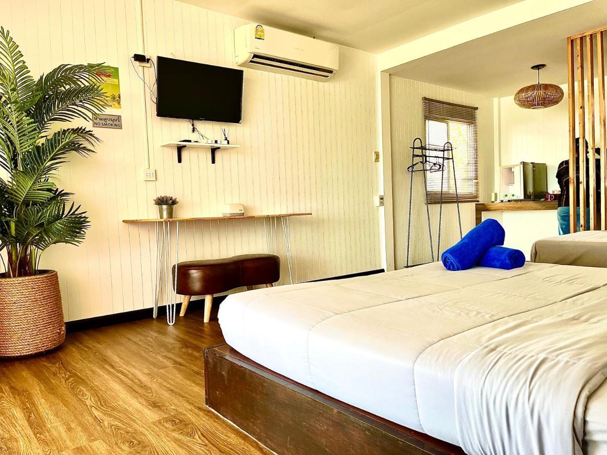 Insook Ko Larn Resort Kültér fotó