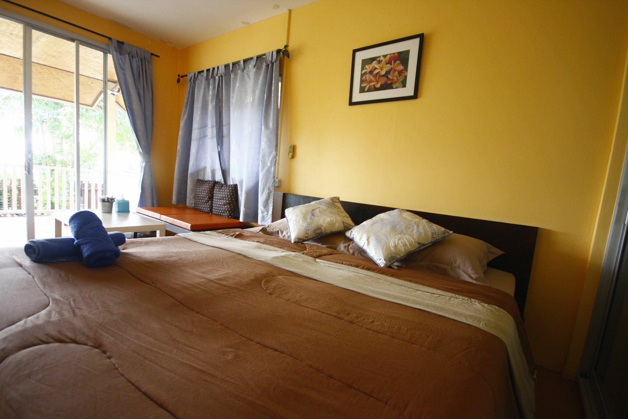 Insook Ko Larn Resort Kültér fotó